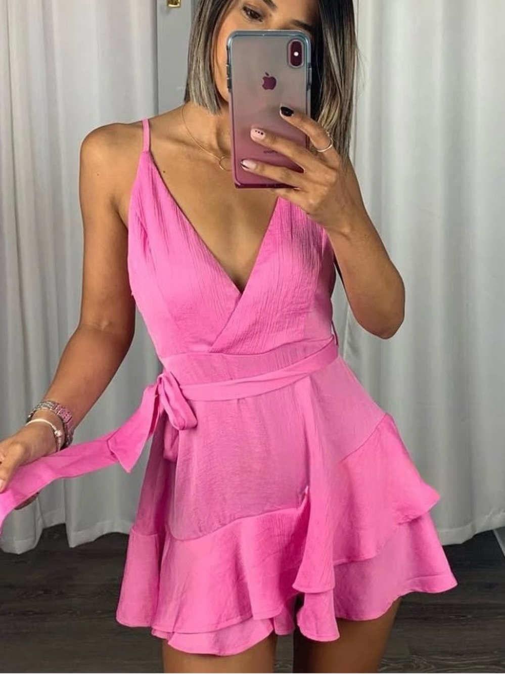 💗pink Luxxel romper ruffled hem spaghetti straps.